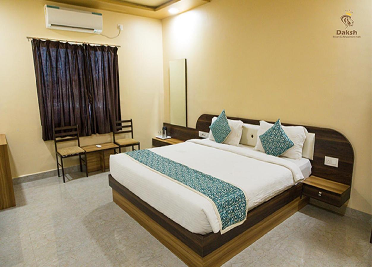 Hotel Somnath Daksh Ngoại thất bức ảnh