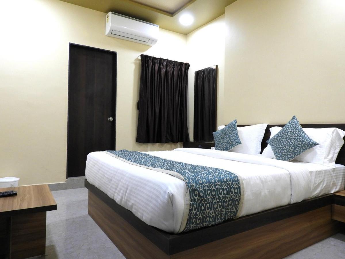Hotel Somnath Daksh Ngoại thất bức ảnh